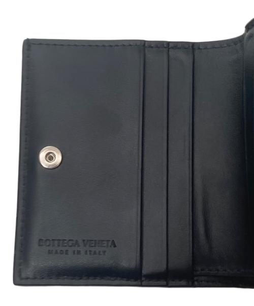 BOTTEGA VENETA（ボッテガベネタ）BOTTEGA VENETA (ボッテガベネタ) イントレチャート 2つ折り ファスナーウォレット　775546VCPQ48803 ブラックの古着・服飾アイテム