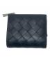BOTTEGA VENETA（ボッテガベネタ）の古着「イントレチャート 2つ折り ファスナーウォレット　775546VCPQ48803」｜ブラック