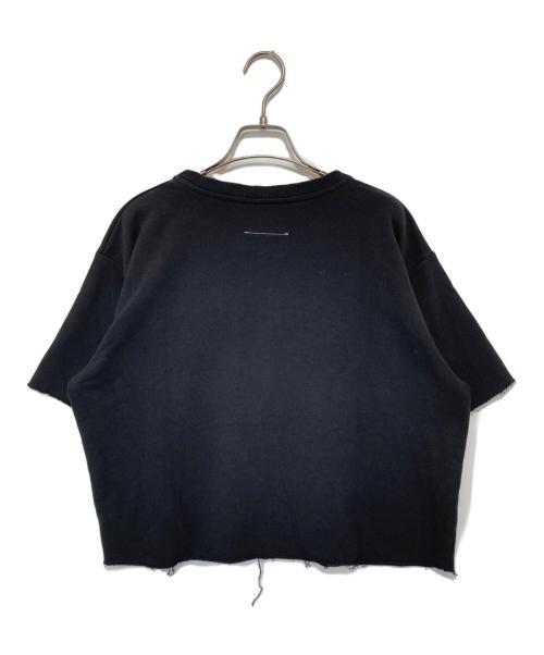 MM6 Maison Margiela（エムエムシックスメゾンマルジェラ）MM6 Maison Margiela (エムエムシックスメゾンマルジェラ) ワイドクロップドロゴTシャツ　S32GU0133 S25454 ブラック サイズ:Sの古着・服飾アイテム
