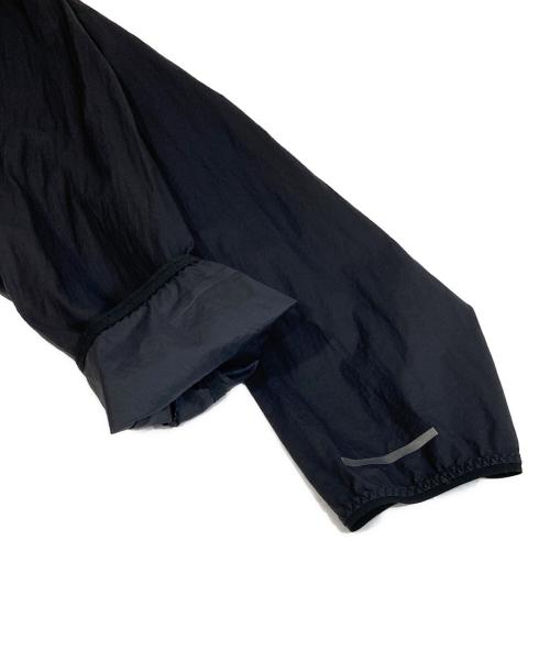 NIKE（ナイキ）NIKE (ナイキ) RUNNING JACKET 	FN3971-010 ブラック サイズ:Mの古着・服飾アイテム