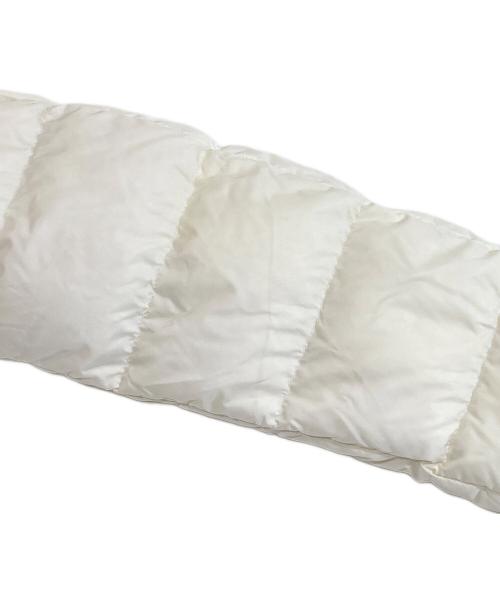 HERNO（ヘルノ）HERNO (ヘルノ) ダウンコート　PI0820D-12004-1000 アイボリー サイズ:44の古着・服飾アイテム