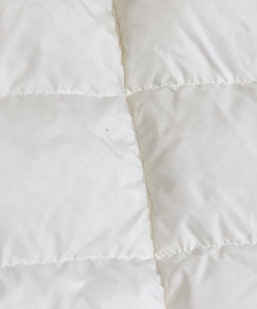 HERNO（ヘルノ）HERNO (ヘルノ) ダウンコート　PI0820D-12004-1000 アイボリー サイズ:44の古着・服飾アイテム