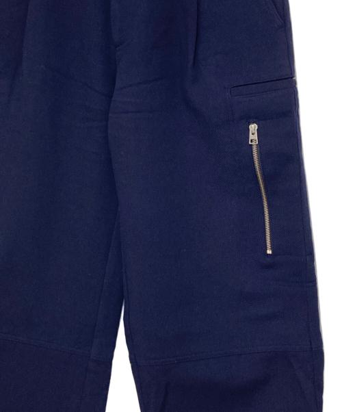 AMI Alexandre Mattiussi（アミアレクサンドルマテュッシ）AMI Alexandre Mattiussi (アミアレクサンドルマテュッシ) Taupe Cargo Pants（トープカーゴパンツ）デザインハイウエストパンツ ネイビー サイズ:Sの古着・服飾アイテム