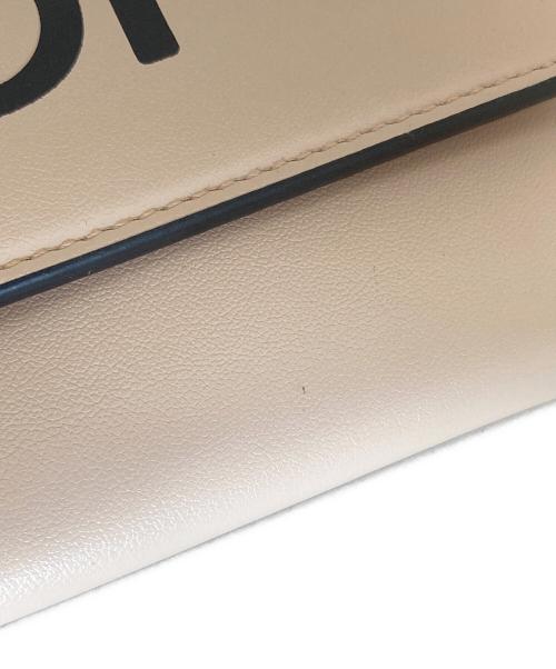 FENDI（フェンディ）FENDI (フェンディ) カーフレザーコンチネンタル ウォレット　8M0251 ADP6 ピンクの古着・服飾アイテム