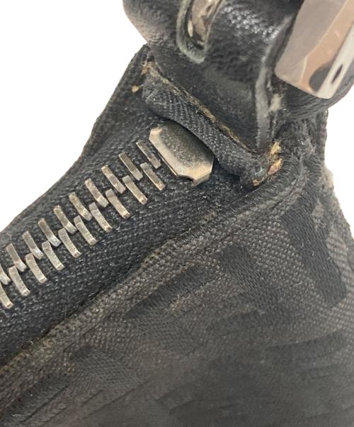 FENDI（フェンディ）FENDI (フェンディ) ズッキーノショルダーバッグ ブラックの古着・服飾アイテム