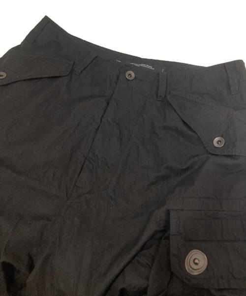 JULIUS（ユリウス）JULIUS (ユリウス) ガスマスクワイドパンツ 24SS COTTON NYLON TWILL 859PAM1 ブラック サイズ:2の古着・服飾アイテム