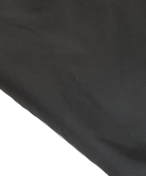 PRADA（プラダ）PRADA (プラダ) Nylon Padded Vest　三角プレート　中綿ベスト　SGN865 ブラック サイズ:50の古着・服飾アイテム