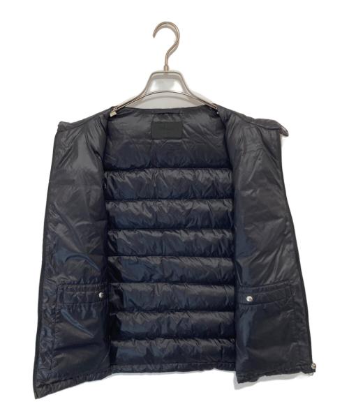 PRADA（プラダ）PRADA (プラダ) Triangle Logo Plate Down Vest　ダウンベスト　三角プレート　SGA482 R151 ARO ネイビー サイズ:52の古着・服飾アイテム