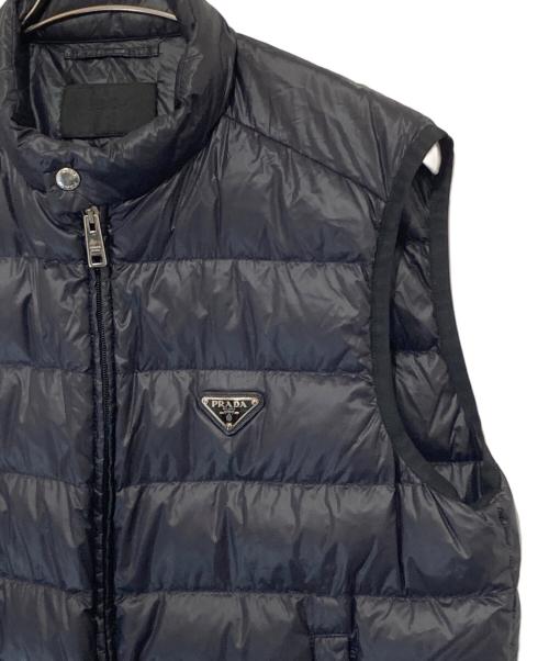 PRADA（プラダ）PRADA (プラダ) Triangle Logo Plate Down Vest　ダウンベスト　三角プレート　SGA482 R151 ARO ネイビー サイズ:52の古着・服飾アイテム
