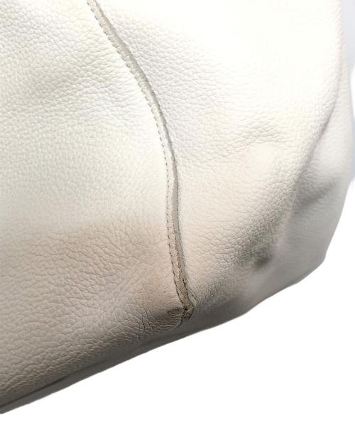 CELINE（セリーヌ）CELINE (セリーヌ) カバファントム スモールレザートートバッグ　Leather tote bag ホワイトの古着・服飾アイテム