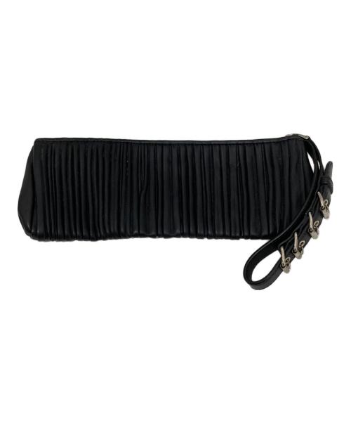 MIU MIU（ミュウミュウ）MIU MIU (ミュウミュウ) レザープリーツクラッチバッグ ブラックの古着・服飾アイテム