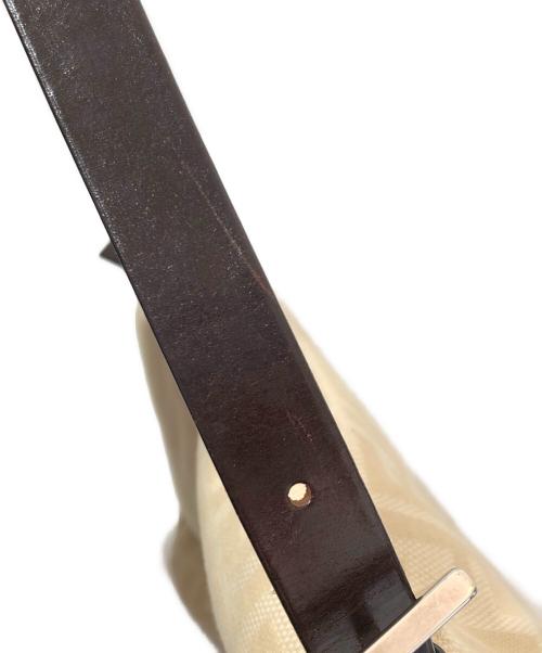 FENDI（フェンディ）FENDI (フェンディ) ズッカ柄 マンマバケットワンショルダーバッグ　26325 ベージュの古着・服飾アイテム