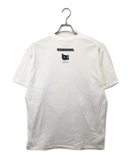 A BATHING APE（アベイシングエイプ）A BATHING APE (アベイシングエイプ) NEIGHBORHOOD (ネイバーフッド) BAPE GALLERY NEIGHBORHOOD TEE（べイプギャラリーネイバーフッドTシャツ） ホワイト サイズ:Lの古着・服飾アイテム
