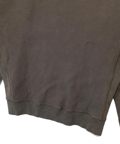 STONE ISLAND（ストーンアイランド）STONE ISLAND (ストーンアイランド) ORGANIC COTTON WAFFLE FLEECE サーマルカットソー K1S156100008S0044 グレー サイズ:Mの古着・服飾アイテム