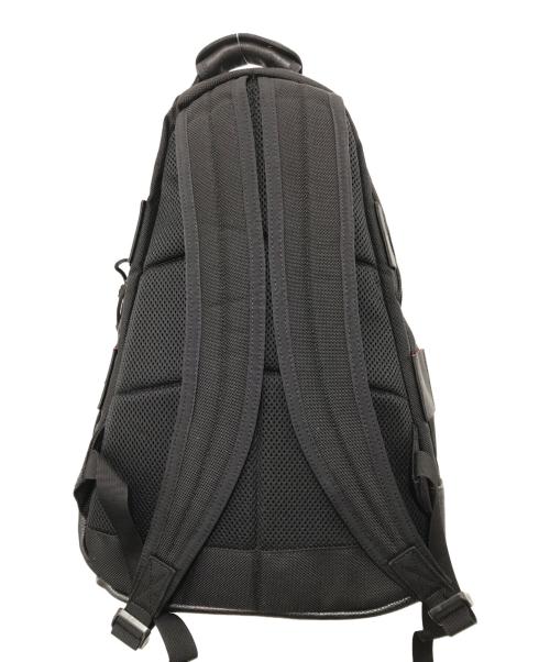 BRIEFING（ブリーフィング）BRIEFING (ブリーフィング) 1piu1uguale3 (ウノピュウノウグァーレトレ) ATTACK PACK（アタックパック） コラボリュック / バックパック ブラックの古着・服飾アイテム