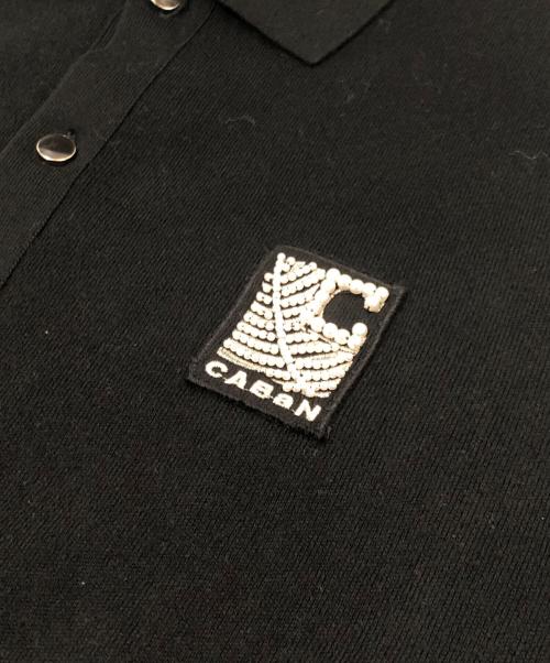 CABAN（キャバン）CABAN (キャバン) コットンカシミヤ パールロゴポロカーディガン　39-02-44-02001 ブラック サイズ:Fの古着・服飾アイテム