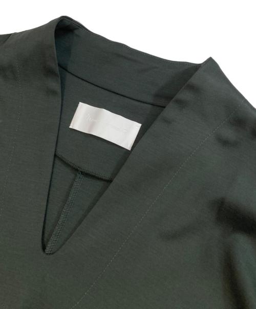 Mame Kurogouchi（マメクロゴウチ）Mame Kurogouchi (マメクロゴウチ) Mercerized Cotton V-neck Dress（マーセライズド コットン Vネックドレス）/ ワンピース　MM23FW-JS051 グリーン サイズ:2の古着・服飾アイテム