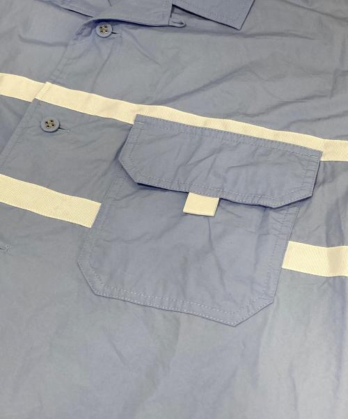WHITE MOUNTAINEERING（ホワイトマウンテ二アニング）WHITE MOUNTAINEERING (ホワイトマウンテ二アニング) LAYERED TAPED SHIRT(レイヤードテープシャツ) WM2171111 / オープンカラーシャツ ブルー サイズ:０の古着・服飾アイテム