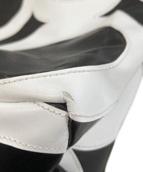 COMME des GARCONS（コムデギャルソン）COMME des GARCONS (コムデギャルソン) サークルパッチレザースクエアトートバック　KZ-K 254 ブラックの古着・服飾アイテム