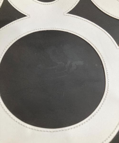 COMME des GARCONS（コムデギャルソン）COMME des GARCONS (コムデギャルソン) サークルパッチレザースクエアトートバック　KZ-K 254 ブラックの古着・服飾アイテム