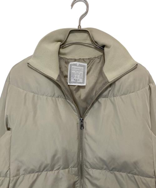 BEARDSLEY（ビアズリー）BEARDSLEY (ビアズリー) ジップフレアダウンジャケット　BEZ1042408A0001 ベージュ サイズ:FREEの古着・服飾アイテム