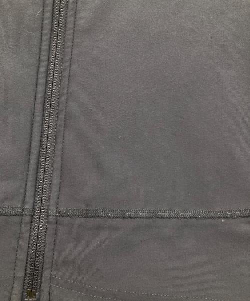 F.C.R.B.（エフシーレアルブリストル）F.C.R.B. (エフシーレアルブリストル) フーデッドジャケット　FCRB-222034 グレー サイズ:Mの古着・服飾アイテム