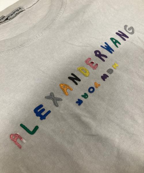ALEXANDER WANG（アレキサンダー・ワン）ALEXANDER WANG (アレキサンダー・ワン) マルチカラーパフロゴ LS Tee グレー サイズ:Mの古着・服飾アイテム
