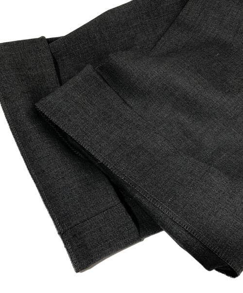 courreges（クレージュ）courreges (クレージュ) オーバースカートウールテーラードパンツ 323CPA155WO00739020 グレー サイズ:48の古着・服飾アイテム