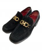 Salvatore Ferragamoサルヴァトーレ フェラガモ）の古着「ガンチーニ ビットスウェードローファー　 Suede loafers」｜ブラック