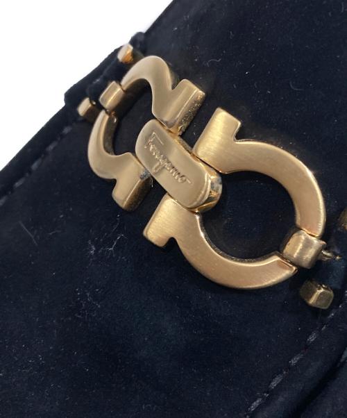 Salvatore Ferragamo（サルヴァトーレ フェラガモ）Salvatore Ferragamo (サルヴァトーレ フェラガモ) ガンチーニ ビットスウェードローファー　 Suede loafers ブラック サイズ:6.5の古着・服飾アイテム