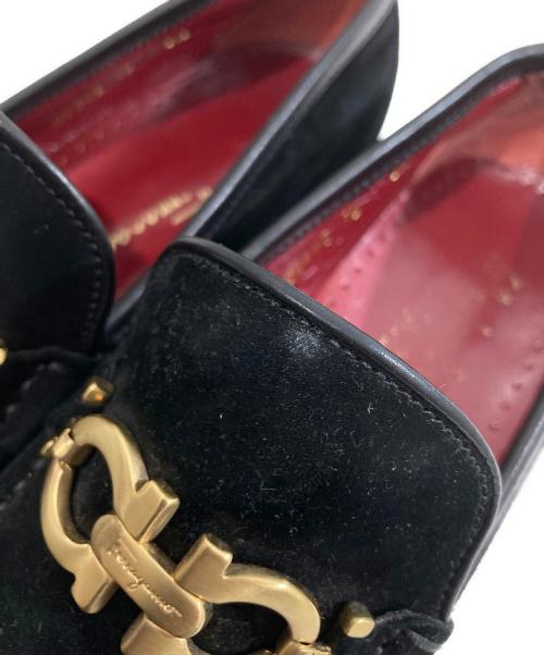 Salvatore Ferragamo（サルヴァトーレ フェラガモ）Salvatore Ferragamo (サルヴァトーレ フェラガモ) ガンチーニ ビットスウェードローファー　 Suede loafers ブラック サイズ:6.5の古着・服飾アイテム