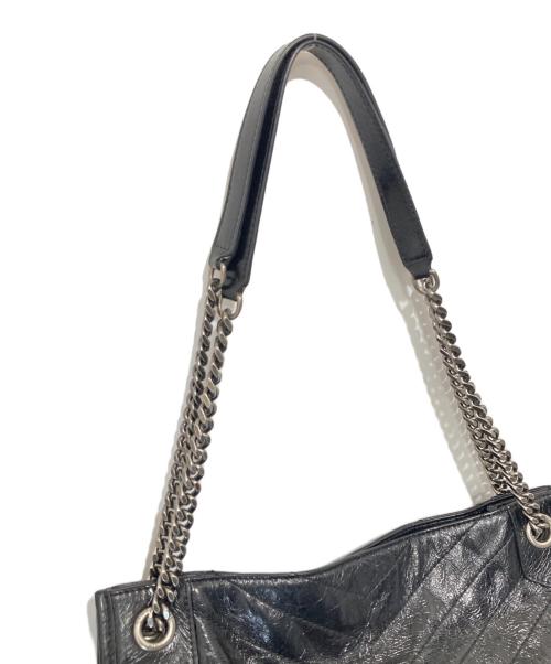 Yves Saint Laurent（イヴサンローラン）Yves Saint Laurent (イヴサンローラン) ニキ ショッパー チェーントート　PMR577999 ブラックの古着・服飾アイテム