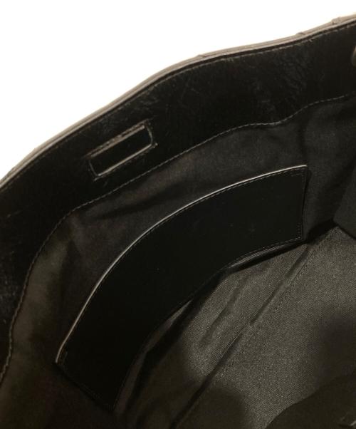 Yves Saint Laurent（イヴサンローラン）Yves Saint Laurent (イヴサンローラン) ニキ ショッパー チェーントート　PMR577999 ブラックの古着・服飾アイテム