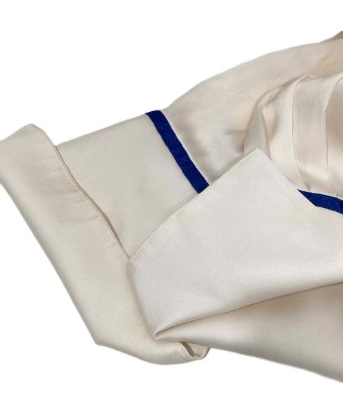 Mame Kurogouchi（マメクロゴウチ）Mame Kurogouchi (マメクロゴウチ) 襟刺繍ロングスリーブパイピングシャツ　MM19AW-SH011 アイボリー サイズ:2の古着・服飾アイテム