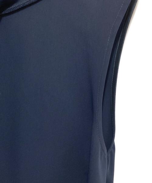 Maison Margiela（メゾンマルジェラ）Maison Margiela (メゾンマルジェラ) ケープミニワンピース S31CT0489　ノースリーブワンピース ネイビー サイズ:44の古着・服飾アイテム