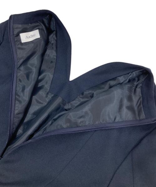 Audire（アウディーレ）Audire (アウディーレ) Catherine flare dress　キャサリンフレアドレス ネイビー サイズ:Ｍの古着・服飾アイテム