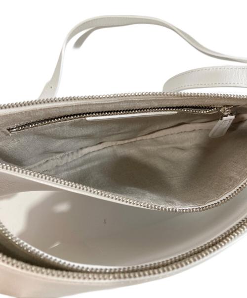 WAKO（ワコー）WAKO (ワコー) MANACO ダブルポシェット マナコ ホワイトの古着・服飾アイテム