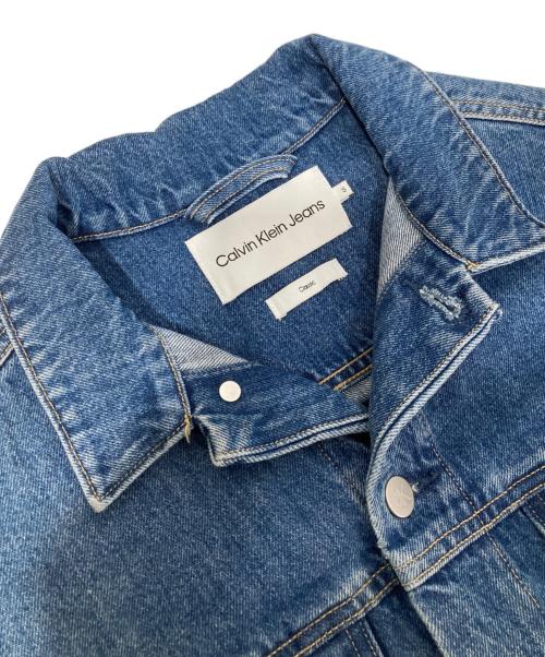 Calvin Klein（カルバンクライン）Calvin Klein (カルバンクライン) Cotton Regular Fit Denim Jacket　コットンレギュラーフィットデニムジャケット　J223849 インディゴ サイズ:Sの古着・服飾アイテム