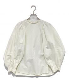 YORI（ヨリ）の古着「ビックパフスリーブブラウス　YR2121-103AW」｜ホワイト