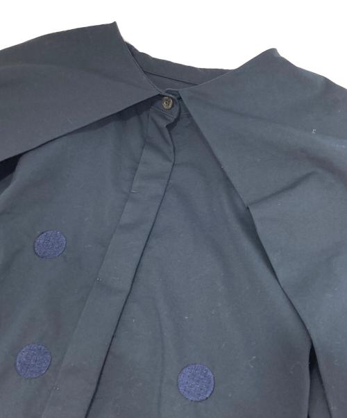 YORI（ヨリ）YORI (ヨリ) shirocon ビッグサボンブラウス　SC21-23001SP ネイビー サイズ:36の古着・服飾アイテム