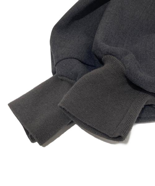 ENFOLD（エンフォルド）ENFOLD (エンフォルド) SOLID SLEEVE PULLOVER　ソリッドスリーブプルオーバー　300HS230-0160 グレー サイズ:38の古着・服飾アイテム