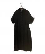 ENFOLDエンフォルド）の古着「ASYMMETRY PLEATS DRESS/アシンメトリープリーツドレス/300HS233-2680」｜ブラック