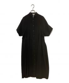ENFOLD（エンフォルド）の古着「ASYMMETRY PLEATS DRESS/アシンメトリープリーツドレス/300HS233-2680」｜ブラック