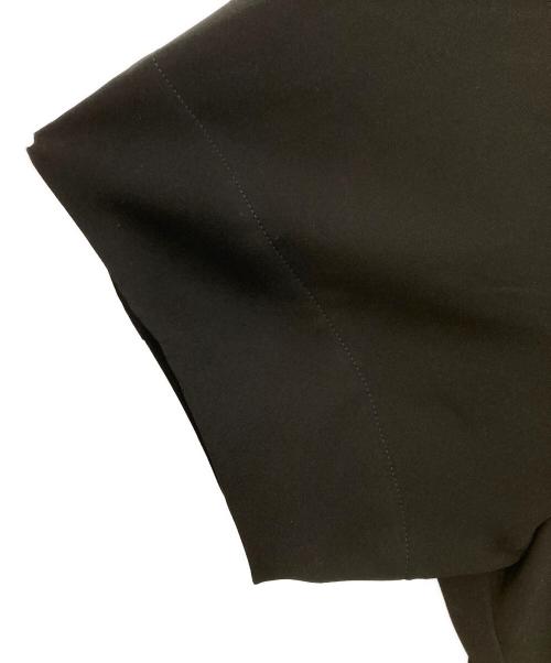 ENFOLD（エンフォルド）ENFOLD (エンフォルド) ASYMMETRY PLEATS DRESS/アシンメトリープリーツドレス/300HS233-2680 ブラック サイズ:36の古着・服飾アイテム