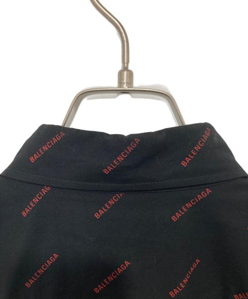 BALENCIAGA（バレンシアガ）BALENCIAGA (バレンシアガ) オールオーバープリントシャツ　534333 ブラック サイズ:38の古着・服飾アイテム