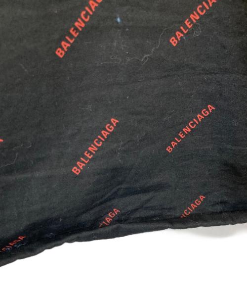 BALENCIAGA（バレンシアガ）BALENCIAGA (バレンシアガ) オールオーバープリントシャツ　534333 ブラック サイズ:38の古着・服飾アイテム