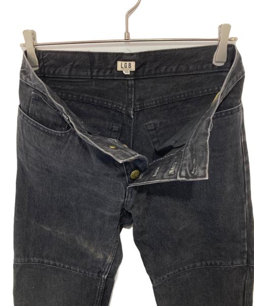 L.G.B（ルグランブルー）L.G.B (ルグランブルー) 花柄プリントフレアデニムパンツ　FLOWER PRINT FLARE DENIM PANTS　EOLF/BF/B 2677M ブラック サイズ:SIZE 76cm (W30)の古着・服飾アイテム