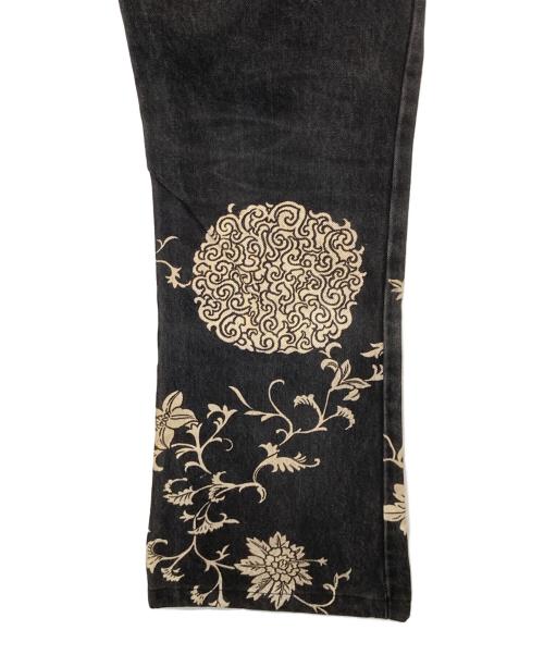 L.G.B（ルグランブルー）L.G.B (ルグランブルー) 花柄プリントフレアデニムパンツ　FLOWER PRINT FLARE DENIM PANTS　EOLF/BF/B 2677M ブラック サイズ:SIZE 76cm (W30)の古着・服飾アイテム