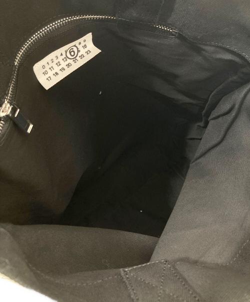 MM6 Maison Margiela（エムエムシックスメゾンマルジェラ）MM6 Maison Margiela 25AW REVERSIX CANVAS SHOPPING BAG（リバーシックスキャンバスショッピングバッグ）キャンバストートバッグ　SB6WC0020 ブラックの古着・服飾アイテム