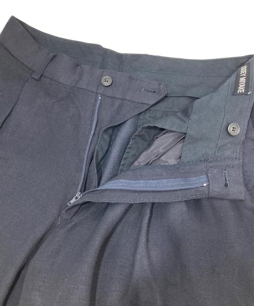ISSEY MIYAKE（イッセイミヤケ）ISSEY MIYAKE (イッセイミヤケ) リネンレーヨン 2タックパンツ　ME51-FF095 ネイビー サイズ:Lの古着・服飾アイテム